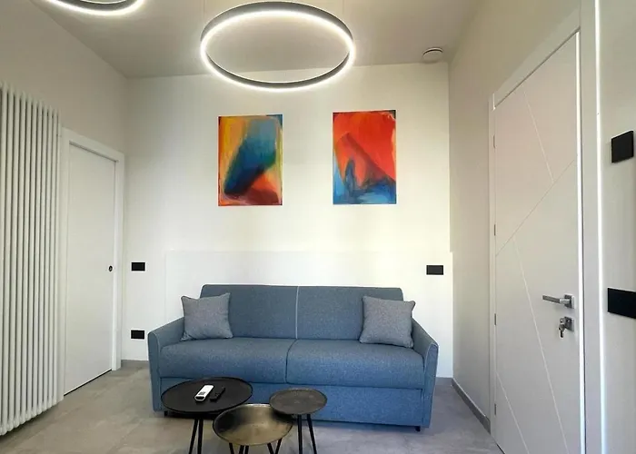Pitti\'S Design Apartment
